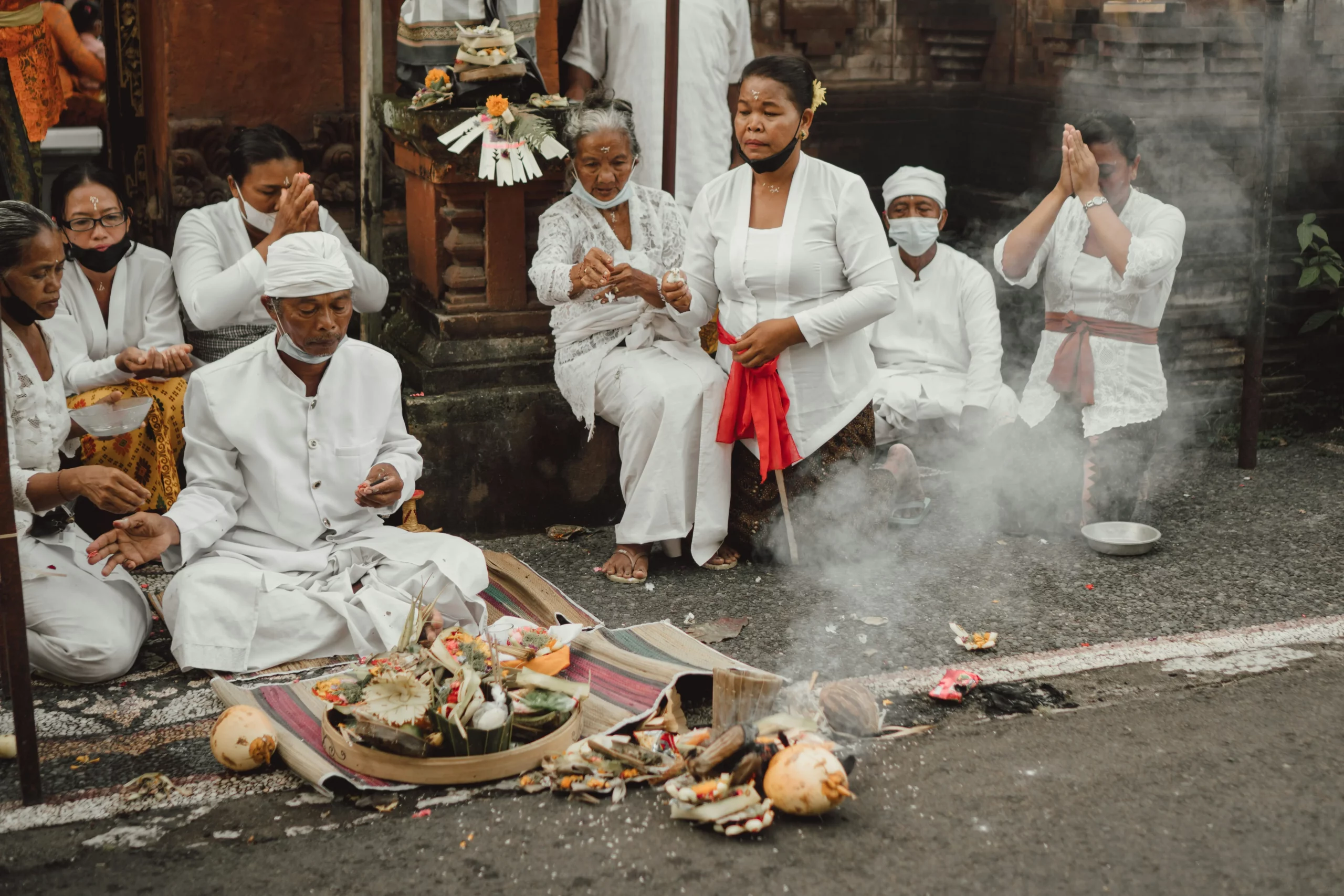 Balinese traditional clothes