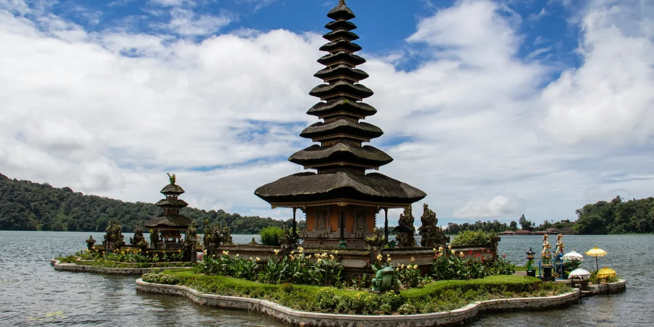 Melasti Ceremony: The Cleansing Ritual before Nyepi